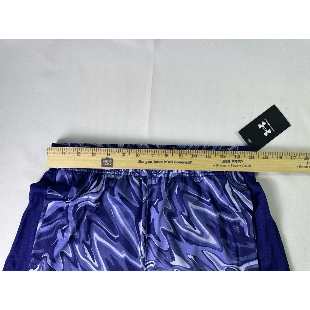 NWT $40 Under Armour UA Blue Wavy Print Poly Elastane Running Shorts Mens Size M